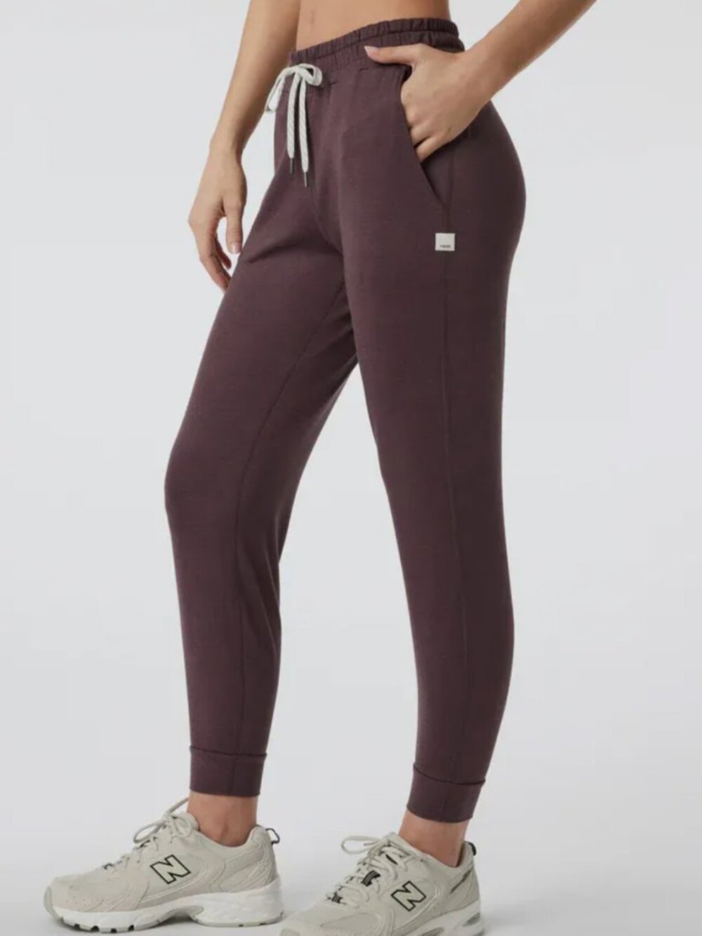 Vuori Performance Meta Jogger Burgundy Travel Athletic Pants Women Size S